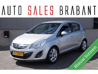 Opel Corsa 1.2-16V Cosmo !! AUTOMAAT !!