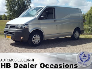 Volkswagen Transporter 2.0 TDI L1H1 T800 - Airco - 3 Zits - Navigatie