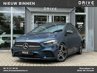Mercedes-Benz B-klasse 200 Bus. Solution AMG Night|Pano|Carplay|Sfeer|Cam|Trekhaak