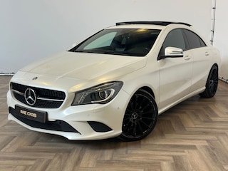 Mercedes-Benz CLA 200 Edition 1|AUTOMAAT|PANO|