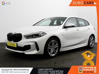 BMW 118i M-Sport Automaat Digitale Cockpit  Climate control  Stoel verwarming  LED  Sfeer verlichting  Lichtmetalen velgen  Navigatie  Apple carplay/ Android auto  Parkeersensoren