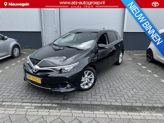 Toyota Auris 1.8 Hybrid Lease HB | Panoramadak | Navigatie |