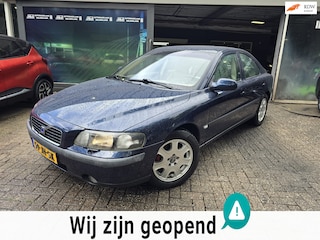 Volvo S60 2.4 Edition | NIEUWE APK | AIRCO | LEDER | LMV | STOELVERWARMING |