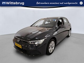 Volkswagen Golf 1.0 eTSI 110pk Life / App-Connect / LED / LM 16'' / Parkeersensoren