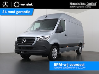 Mercedes-Benz Sprinter 319 CDI 190 PK | L2 H2 | AUTOMAAT | PRO | LED | KUNSTLEDER ZWART BEKLEDING | CAMERA | BETIMMERDE LAADRUIMTE | CARPLAY EN ANDROID AUTO | CRUISE | AIRCO | 17" LICHTMETALEN VELGEN | LUCHTGEVEERDE BESTUURDERSSTOEL