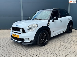 Mini Countryman 1.6 Cooper S ALL4 / Pano / Leer / Automaat