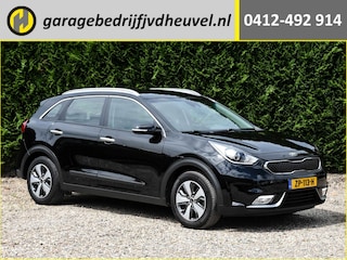 Kia Niro 1.6 GDi DynamicLine automaat / camera / cruise control / lane assist / USB-aansluiting / airco / navigatie