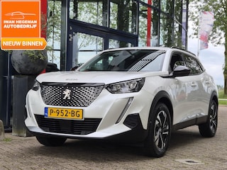 Peugeot 2008 1.2 PureTech 130PK Allure | Afn. Trekhaak | Navigatie | Climate Control | Parkeersensoren + Camera | Cruise Control | Licht metalen velgen