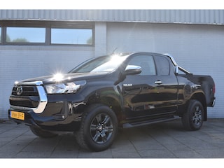 Toyota Hilux 2.4 D-4D Xtra Cab Professional Automaat 150pk | Achteruitrijcamera | Trekhaak | Cruise control |