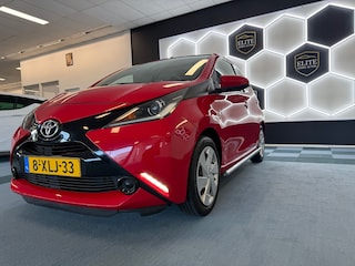 Toyota Aygo 1.0 VVT-i x-play – Zuinig, betrouwbaar en klaar voor gebruik!