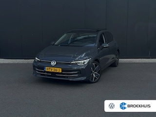 Volkswagen Golf 1.5 eHybrid Style Edition | Panorama | Camera | IQ. Light | Dode Hoek Detectie |
