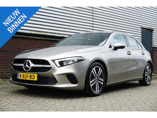 Mercedes-Benz A-klasse 180 Luxury/Sportstoelen/Vol leer/Camera/ Widescreen/Carplay.