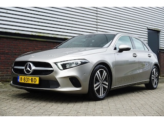 Mercedes-Benz A-klasse 180 Luxury/Sportstoelen/Vol leer/Camera/ Widescreen/Carplay.