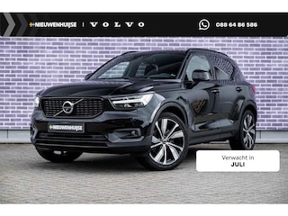 Volvo XC40 Recharge P8 AWD R-Design | 360 Graden Camera | Parkeersensoren | Panoramadak | Harman Kardon Audio | Trekhaak | Warmtepomp | Elektrisch Verstelbare Voorstoelen | Lederen Bekleding | Keyless Entry | Elektrische Achterklep