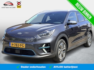Kia Niro e-Niro ExecutiveLine 64 kWh SoH 92,7% / Trekhaak / Warmtepomp / 4x Stoelverwarming / JBL / Adaptive Cruise / Apple & Android / Leder-Pakket /