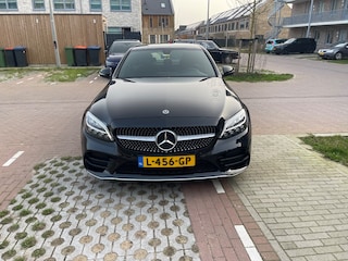 Mercedes-Benz C-klasse 180 Business Solution 156PK AMG NIEUWSTAAT NL-AUTO I Leer I Camera I PDC  I 18" I Apple carplay I Winterpakket I AMG-line I NL-auto I