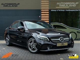 Mercedes-Benz C-klasse 180 Business Solution 156PK AMG NIEUWSTAAT NL-AUTO I Leer I Camera I PDC  I 18" I Apple carplay I Winterpakket I AMG-line I NL-auto I
