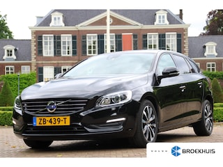 Volvo V60 2.0 D4 Business Sport | CAMERA | PARK SENS V+A | LEDER | CRUISE | STOELVERWARMING | XENON | CLIMA | NAVI | 17"' LMV