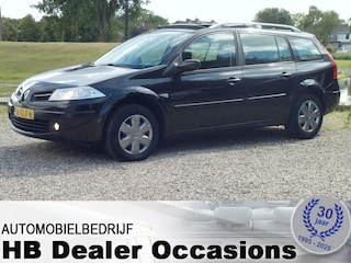 Renault Mégane Grand Tour 1.4-16V Business Line - Airco - Navigatie - Glasdak