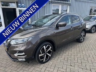 Nissan Qashqai 1.3 DIG-T Tekna panoramadak
