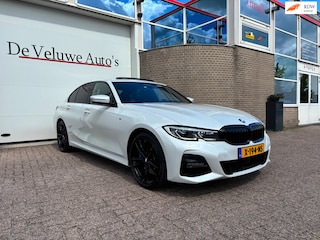 BMW 330e High Executive M-sport|PANO|HUD|LED|ACC