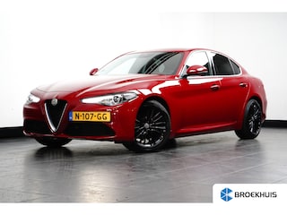 Alfa Romeo Giulia 2.0T | Camera | Stoelverwarming | Elek. Stoelen | Trekhaak