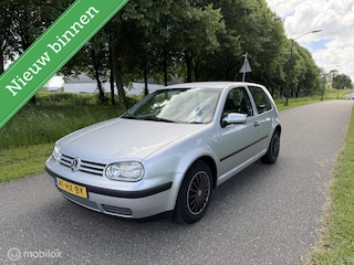 Volkswagen Golf 2.0*AUTOMAAT*AIRCO*ELEK. RAMEN*CRUISE