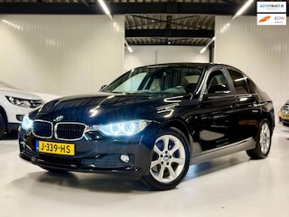BMW 316i High Executive LED|NAVI|STOELVERWARM..