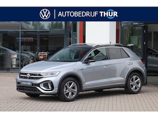 Volkswagen T-Roc 1.5 TSI R-Line trekhaak R-Line in- en exterieur,ergo stoel stoelverwarming achteruitrijcamera, navigatie, spiegel pakket, park assist, light assist, LED plus, adaptieve cruise control (acc), licht & regensensor, climatronic, draadloos Apple Carplay / Android Auto, sport comfort stoelen, ambiente verlichting, 17" 'Valencia' LMV