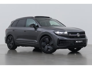 Volkswagen Touareg 3.0 TSi eHybrid 4MOTION R | FINAL EDITION | Luchtvering | Trekhaak | Panoramdak | Dynaudio | 360° Camera