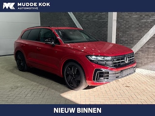 Volkswagen Touareg 3.0 TSi eHybrid 4MOTION R | FINAL EDITION | Luchtvering | Trekhaak | Panoramdak | Dynaudio | 360° Camera