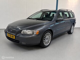 Volvo V70 2.4 Momentum NL-AUTO / LEER / 170PK