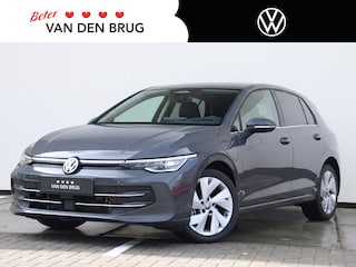 Volkswagen Golf 1.5 eHybrid Style Edition 204PK DSG | Led | Led Matrix | Trekhaak | Camera | Navigatie | Side assist | Head-up display