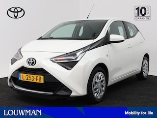 Toyota Aygo 1.0 VVT-i x-play | Apple CarPlay / Android Auto (Navigatie) | Airco | Camera |