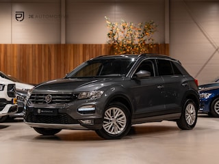 Volkswagen T-Roc 1.0 TSI Style, Apple Carplay, ACC, PDC, Cam, Clima, Private Glas, Multistuur, Volledig Onderhouden