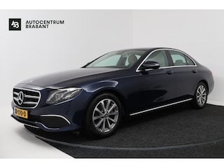 Mercedes-Benz E-klasse 200 Business Solution (TREKHAAK, STOELVERWARMING, SFEERVERLICHTING, ELEKTR STOELEN, CAMERA)