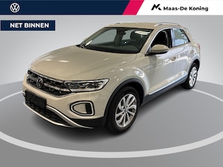 Volkswagen T-Roc 1.5 TSI 150pk DSG Style · Apple/Android Car Play · Parkeer assistent · Stoelverwarming · Sportstoelen · Sfeerverlichting ·