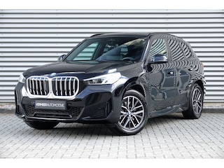 BMW X1 xDrive25e | M-Sport | Panodak | Trekhaak | Camera | Leder |