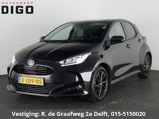 Toyota Yaris 1.5 Hybrid Black Edition | Apple Carplay & AndroidAUTO | Stoelverwarming | Camera | Privacy Glass |