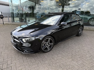 Mercedes-Benz A-klasse 200 Business Solution AMG ** Panodak ** LED ** Carplay ** APK 11-2027!! ** Dealeronderhouden