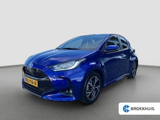 Toyota Yaris 1.5 Hybrid 115pk First Edition | Camera | Carplay | Climate controle | Dodehoek detectie | Parkeersensoren voor en achter | LED verlichting | Navigatie | Lichtmetalen velgen | Keyless entry