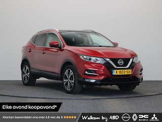 Nissan Qashqai 140pk DIG-T Design Edition | Panoramadak | Rondomzicht Camera | Trekhaak | Volledig Abd Onderhouden |