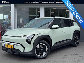 Kia EV3 Plus 81.4 kWh Dodehoeksensor | Stoel/stuurverwarming | Parkeersensor voor en achter | Achteruitrijcamera | Navigatie | Cruise control Adaptive | Draadloze oplader telefoon