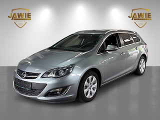 Opel Astra Sports Tourer 1.4 Turbo Cosmo opel dealer onderhouden foto,s 0653171515