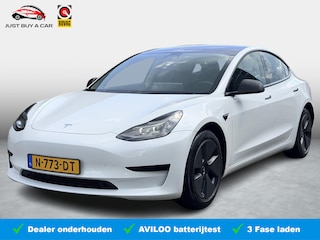 Tesla Model 3 Standard RWD Plus 60 kWh SoH 93,1 / Facelift / Black Package / Panorama / Stoelverwarming / Electr. Achterklep / 3 Fase / Warmtepomp /