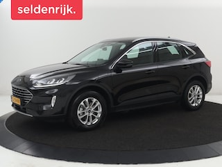 Ford Kuga 2.5 PHEV Titanium | SOH 89,2% | Carplay | Camera | Digital Cockpit | Navigatie | Parkeerhulp | Climate control | Bluetooth | Cruise control | LED | Plug In