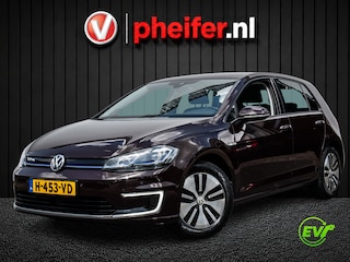 Volkswagen Golf 136pk SOH 81% Virtual cockpit/ Warmtepomp/ Navigatie/ Carplay/ Camera/ Full led/ DYNaudio