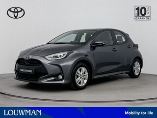 Toyota Yaris 1.5 Hybrid 115 Dynamic | Stuur-Stoelverwarming | Parkeersensoren V+A | Onderweg-naar-dealer