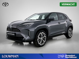 Toyota Yaris Cross 1.5 Hybrid Executive | Panoramadak | JBL | Head-Up Display | Dodehoek detectie | Elektrische achterklep | Parkeersensoren voor+achter |