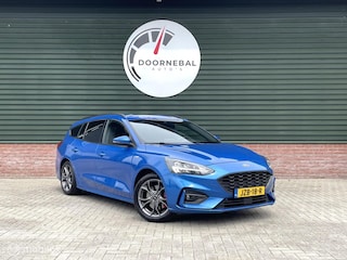 Ford Focus Wagon 1.0 EcoBoost Hybrid ST Line / 155PK / CARPLAY